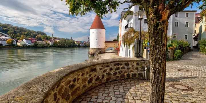PASSAU DANUBIO CRUCEROS FLUVIALES DONAU KREUZFAHRTEN CRUCEROS DANUBIO DANUBE CRUISES CREUERS BIDAIAK #Creuers #Cruises #VikingRiverCruises #Creuers #Danubio #CrucerosDanubio